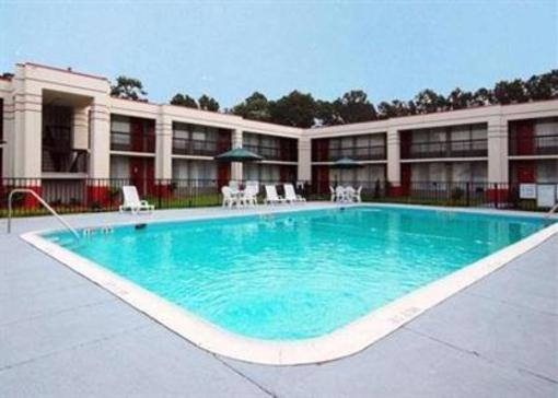 фото отеля Quality Inn & Suites Walterboro