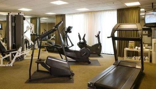 фото отеля Holiday Inn Airport West Saint Louis Earth City