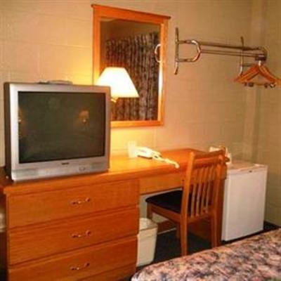 фото отеля Skyline Motel Kamloops