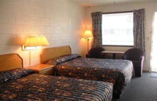 фото отеля Skyline Motel Kamloops