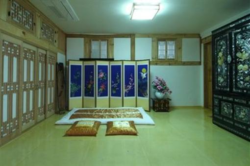 фото отеля Moon Guesthouse