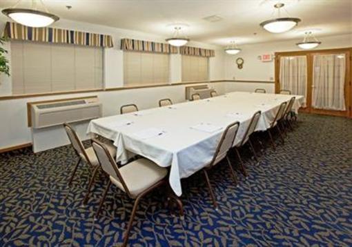 фото отеля Holiday Inn Express Angola Fremont (Indiana)