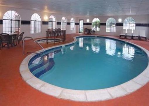 фото отеля Comfort Suites Denton