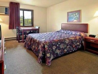 фото отеля Super 8 Motel Fairmont (Minnesota)