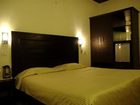 фото отеля Chalet Hotel New Delhi