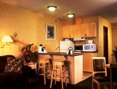 фото отеля Ramada Inn & Suites Stony Plain