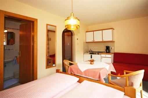 фото отеля Aparthotel Neue Post Filzmoos