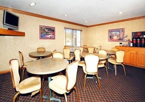 фото отеля Comfort Suites Otay Mesa