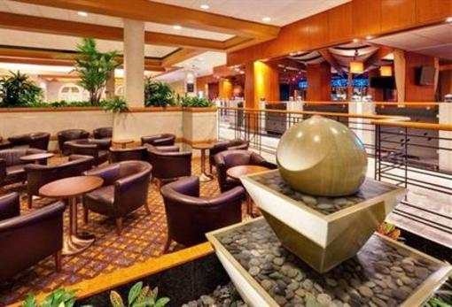 фото отеля Holiday Inn Bridgeport