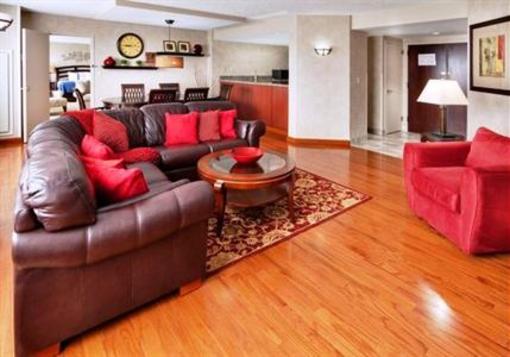 фото отеля Holiday Inn Bridgeport