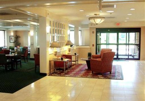 фото отеля Courtyard by Marriott Milwaukee North Brown Deer