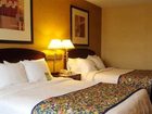 фото отеля Courtyard by Marriott Milwaukee North Brown Deer