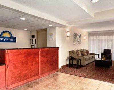 фото отеля Days Inn Charlottesville University Area