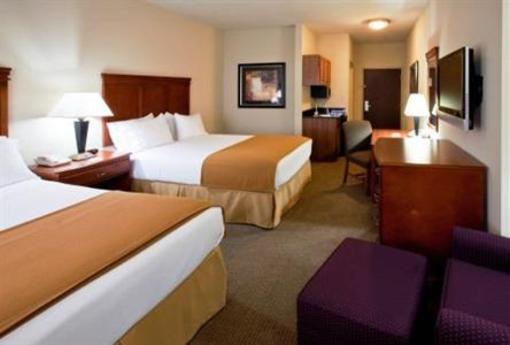 фото отеля Holiday Inn Express Hotel & Suites Ada