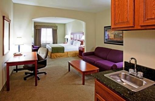 фото отеля Holiday Inn Express Hotel & Suites Ada