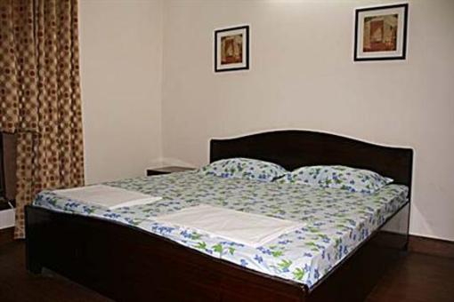 фото отеля Woodpecker Apartments and Suites Pvt.Ltd Green Park