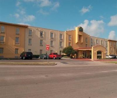 фото отеля La Quinta Inn Houston Greenway Plaza