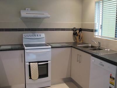 фото отеля Titree Resort Holiday Apartments