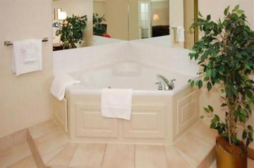 фото отеля Candlewood Suites Secaucus