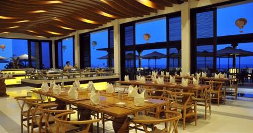 фото отеля The Cliff Resort & Residences