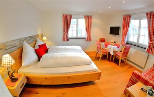 фото отеля Hotel Gasthof Adler Lindau