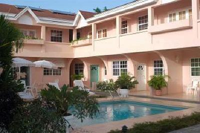 фото отеля Tuxedo Villas