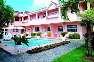 фото отеля Tuxedo Villas