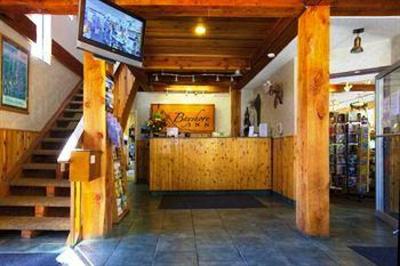 фото отеля Bayshore Inn Waterton Park