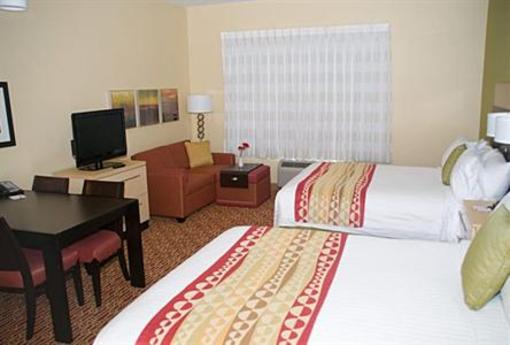 фото отеля TownePlace Suites Fayetteville Cross Creek