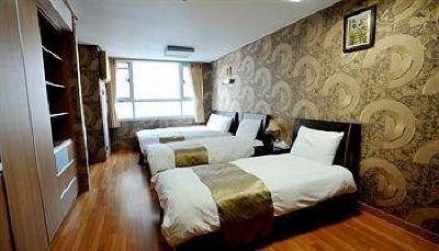 фото отеля Western Co-Op Residence