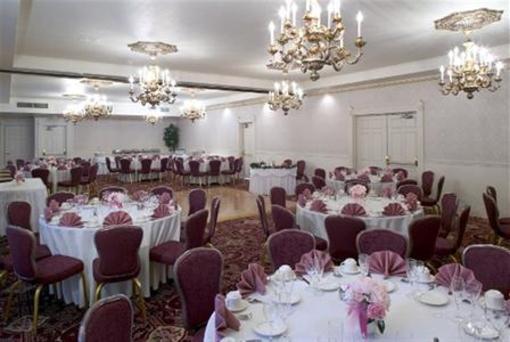 фото отеля The Horton Grand Hotel and Suites
