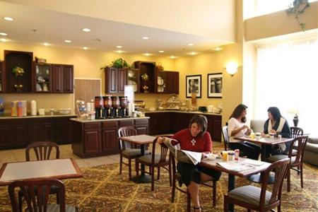 фото отеля Hampton Inn & Suites Scottsbluff Conference Center