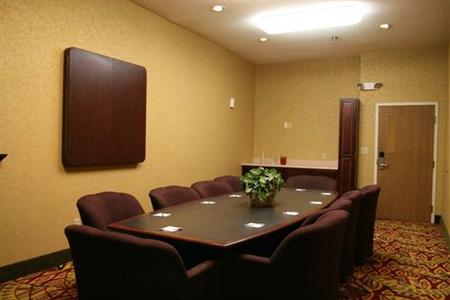 фото отеля Hampton Inn & Suites Scottsbluff Conference Center