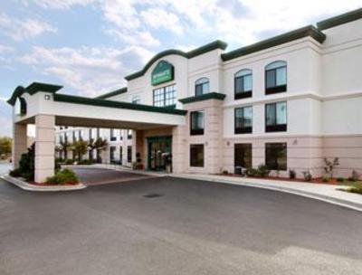 фото отеля Wingate by Wyndham Aberdeen / Belcamp
