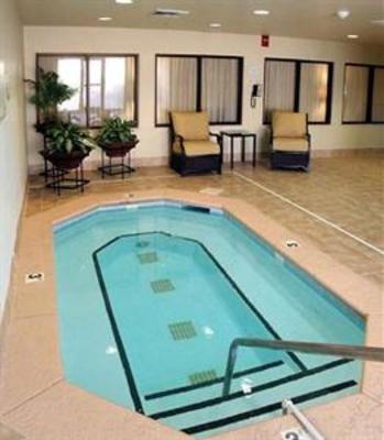 фото отеля Courtyard by Marriott Charlotte Matthews