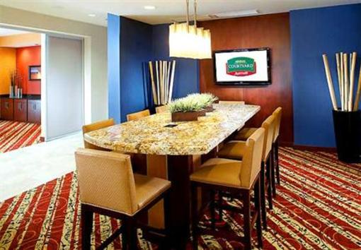 фото отеля Courtyard Hotel Hamilton (Ohio)