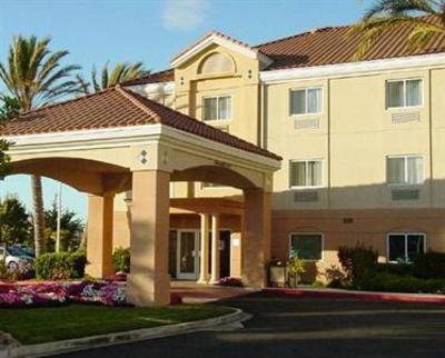 фото отеля Fairfield Inn & Suites San Francisco-San Carlos