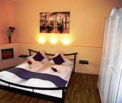 фото отеля Privatpension Ulrike