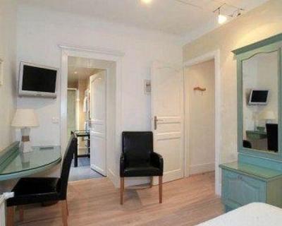фото отеля Logis Beau Site