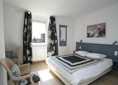 фото отеля Logis Beau Site