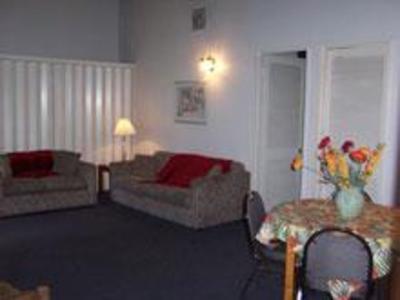 фото отеля Marquette House New Orleans International Hostel