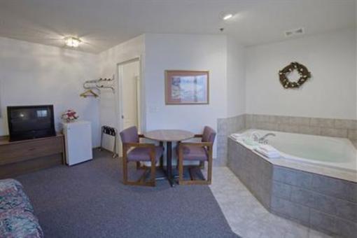 фото отеля Americas Best Value Inn Finlayson