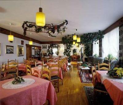 фото отеля Columbia Hotel Cortina d'Ampezzo