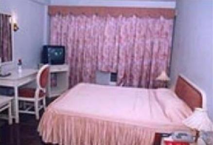 фото отеля Hotel Poonja International