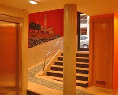фото отеля Apartamentos Cean Bermudez