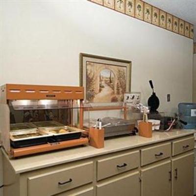 фото отеля Northeast College Inn Booneville