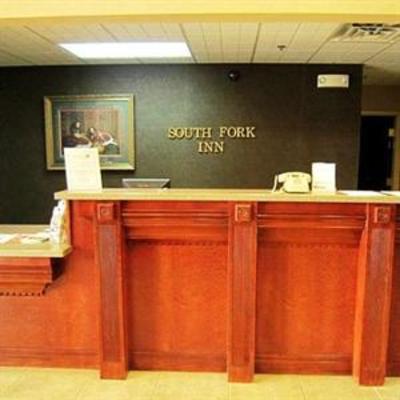 фото отеля Executive South Fork Inn