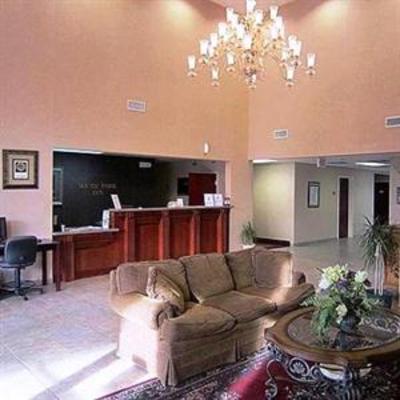 фото отеля Executive South Fork Inn