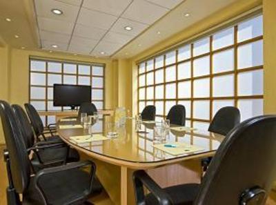 фото отеля Four Points Hotel Providencia