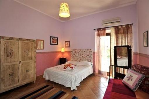 фото отеля Al Pino B&B